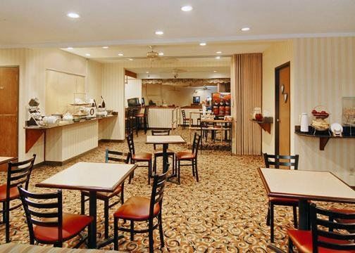Quality Suites Altavista - Lynchburg South Restaurang bild